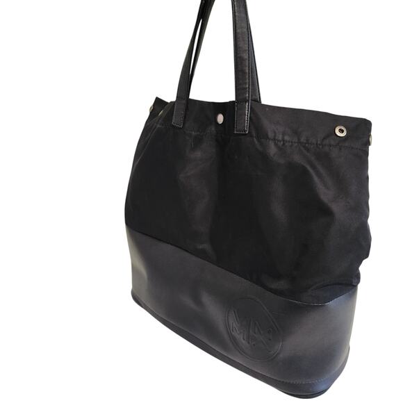 Vimmia Active Convertible Backpack Tote Bag Black Travel Zip Bottom Faux Leather - Picture 11 of 16